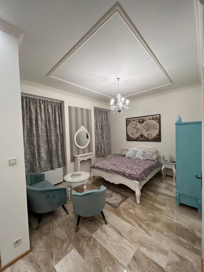 Kalitka Apartman Eger Bagian luar foto